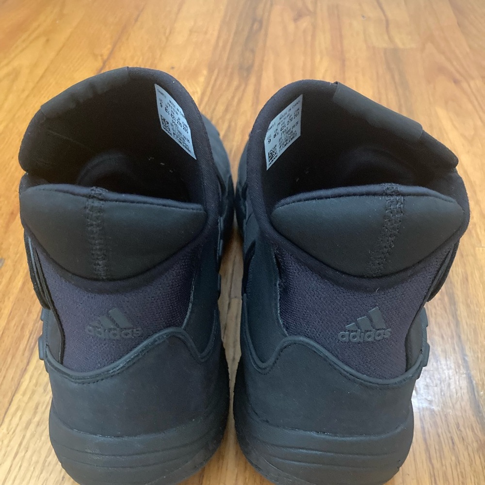 Adidas men sneakers